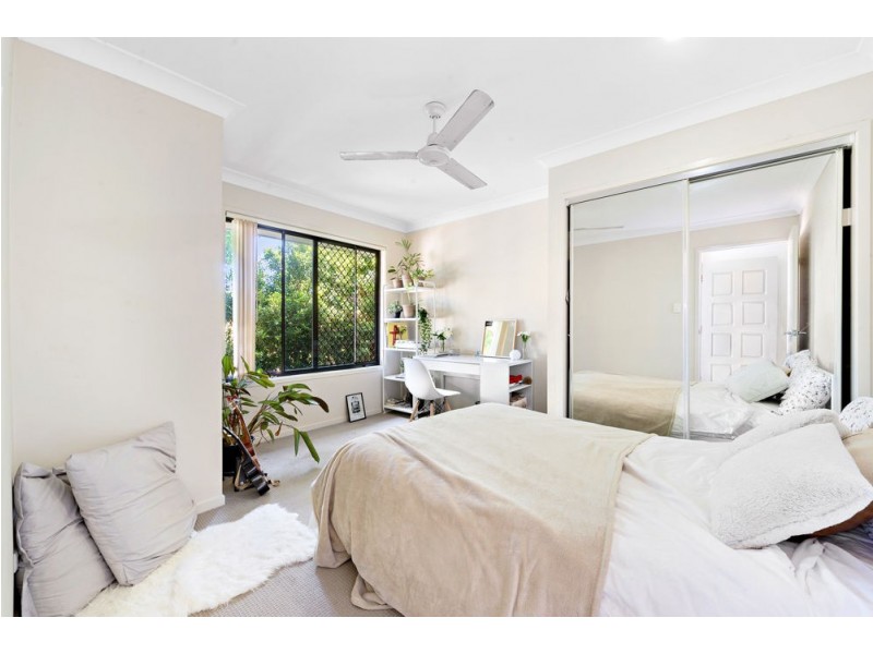 100 Mackintosh Drive, North Lakes QLD 4509