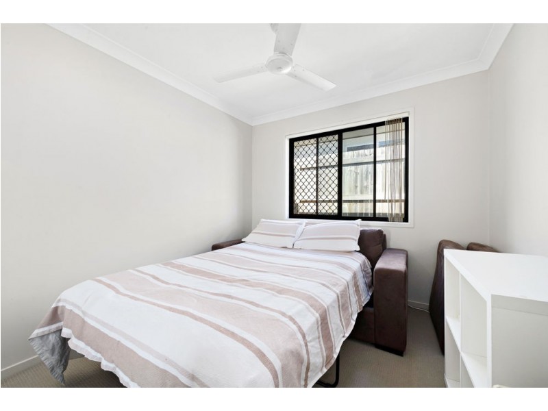 100 Mackintosh Drive, North Lakes QLD 4509