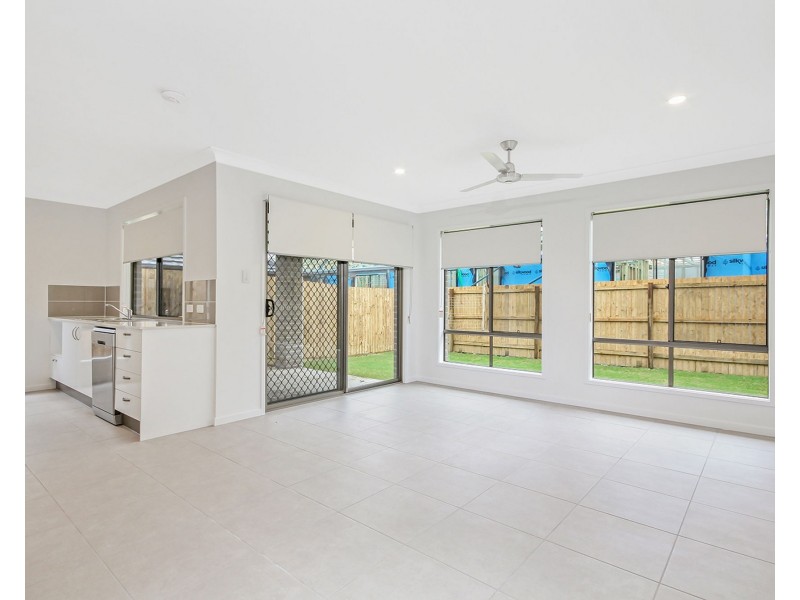 8 Princess Street, Burpengary QLD 4505
