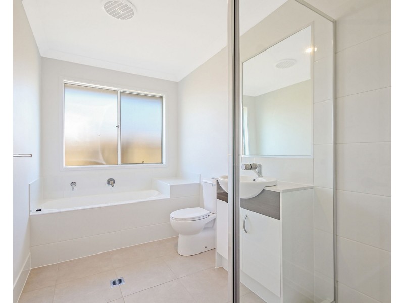 5 Sunreef Street, Burpengary QLD 4505