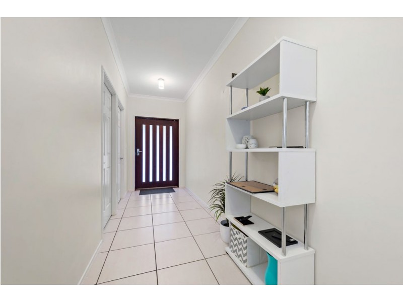 49 Nicklaus Parade, North Lakes QLD 4509