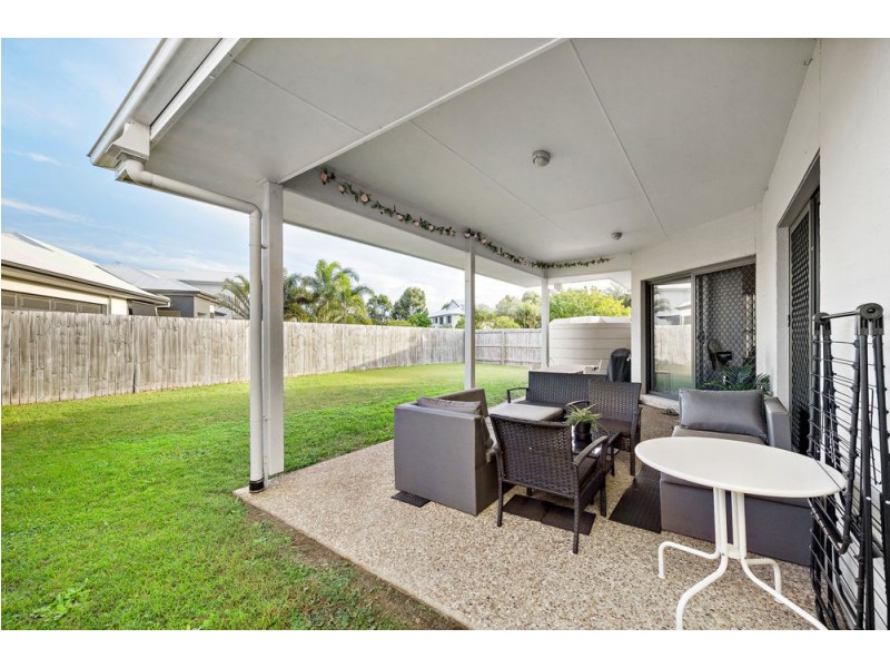49 Nicklaus Parade, North Lakes QLD 4509