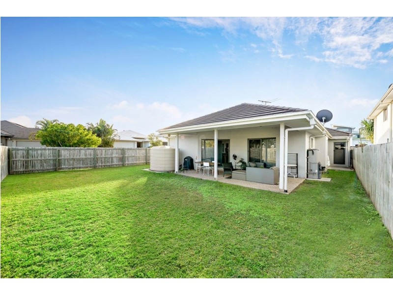 49 Nicklaus Parade, North Lakes QLD 4509