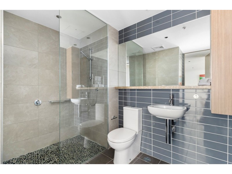 1206/101 Marine Parade, Redcliffe QLD 4020