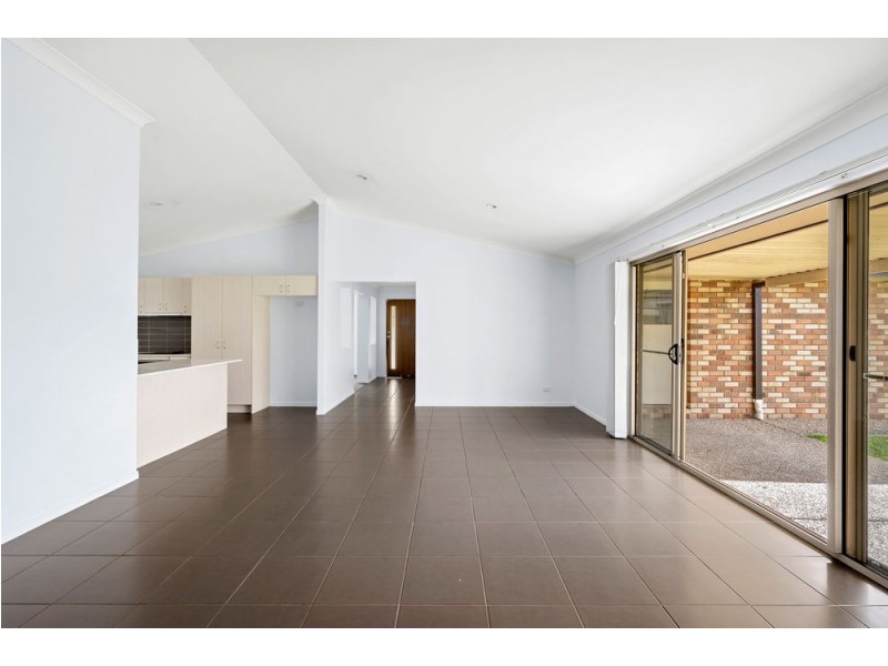 12 Beech Drive, Morayfield QLD 4506