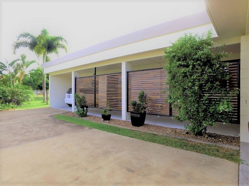 21 Carr Crescent, Lucinda QLD 4850
