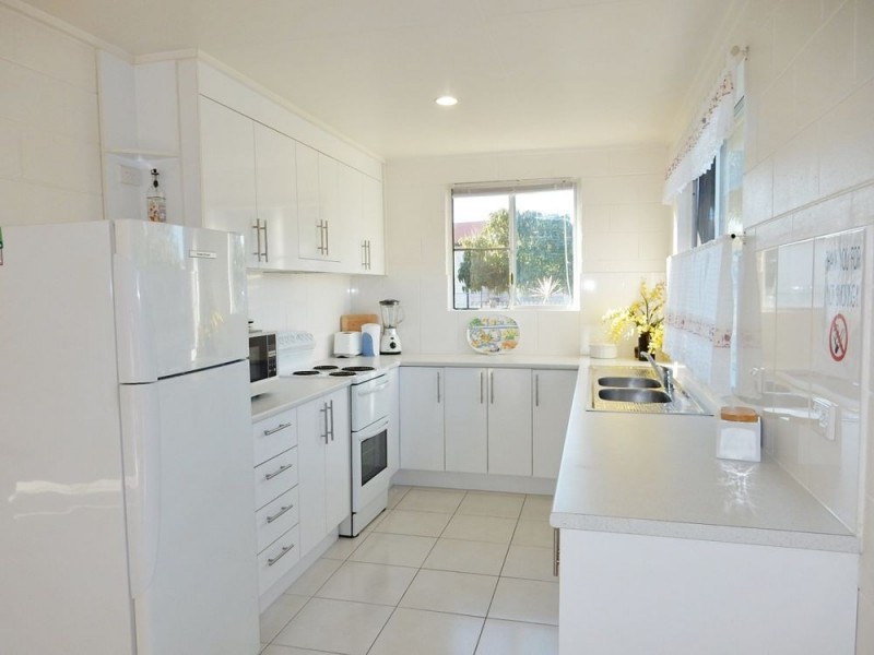 21 Carr Crescent, Lucinda QLD 4850
