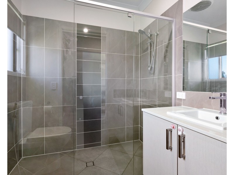 1 Darwin Circuit, North Lakes QLD 4509