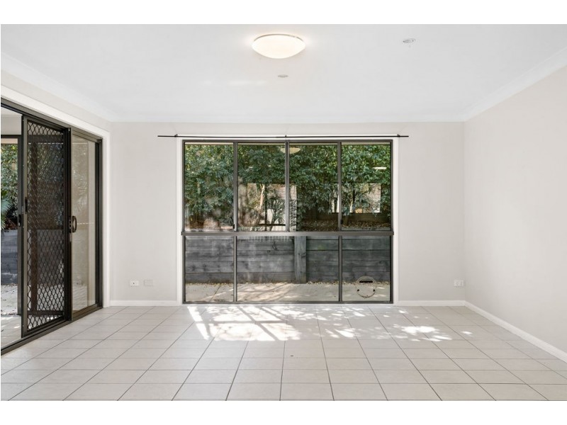 11 Dotterel Crescent, North Lakes QLD 4509