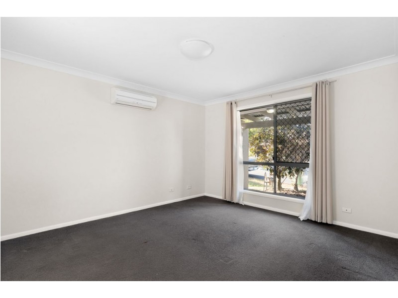 11 Dotterel Crescent, North Lakes QLD 4509