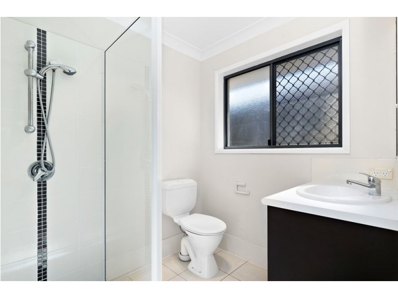 11 Dotterel Crescent, North Lakes QLD 4509