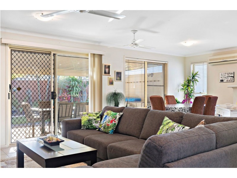 9 Albatross Close, North Lakes QLD 4509