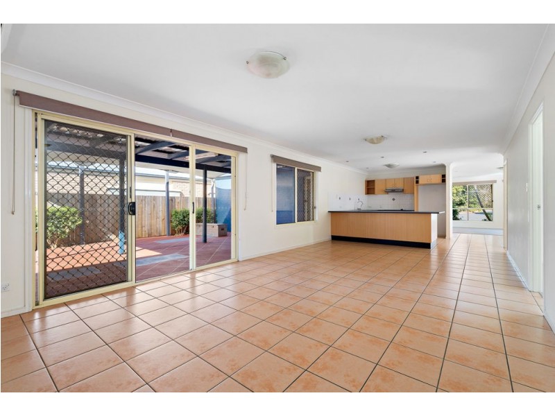 18 Swords Parade, North Lakes QLD 4509