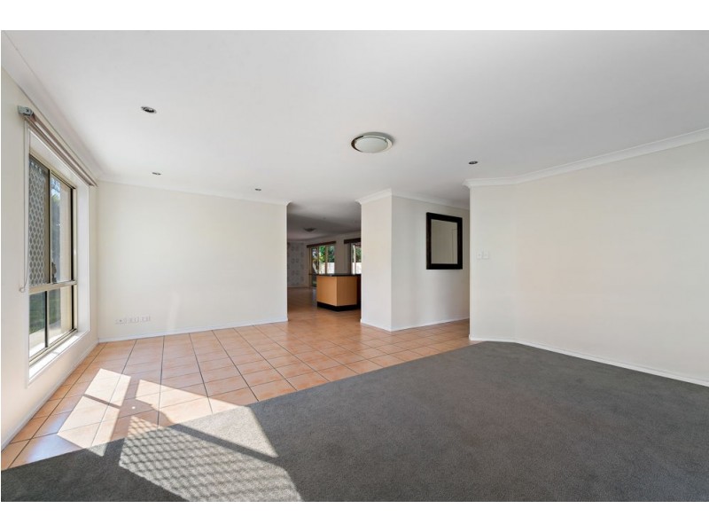 18 Swords Parade, North Lakes QLD 4509