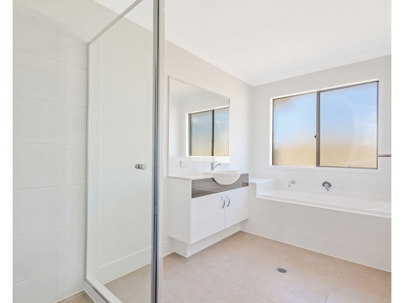 58 Sunreef Street, Burpengary QLD 4505