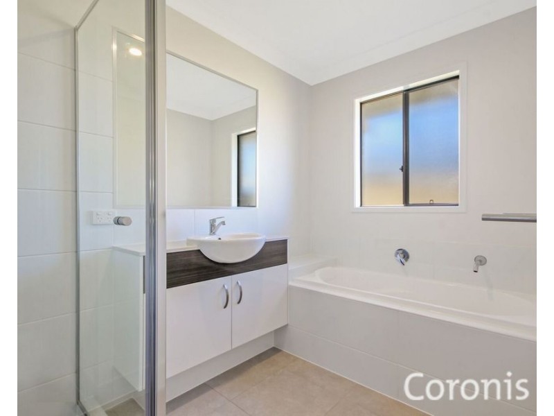 2/40 Sunreef Street, Burpengary QLD 4505