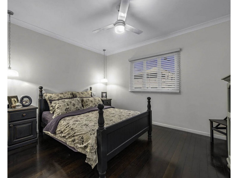 56 Drouyn St, Deagon QLD 4017