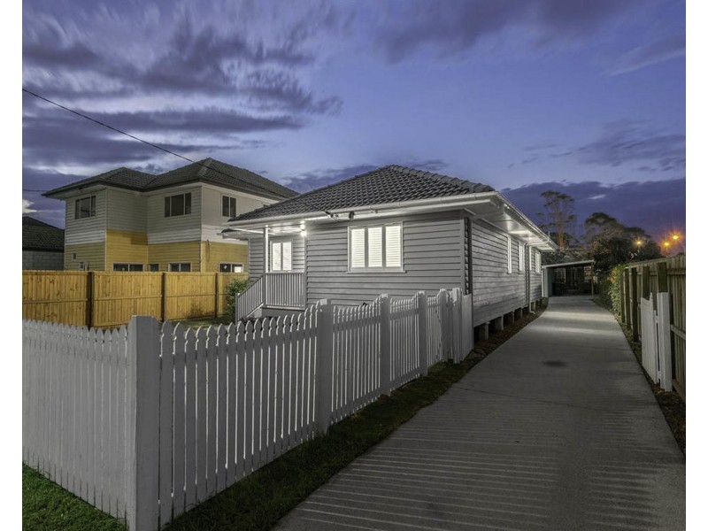 56 Drouyn St, Deagon QLD 4017