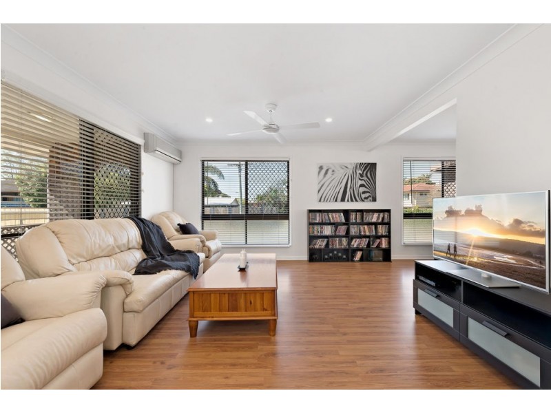 16 Lerose Avenue, Kallangur QLD 4503