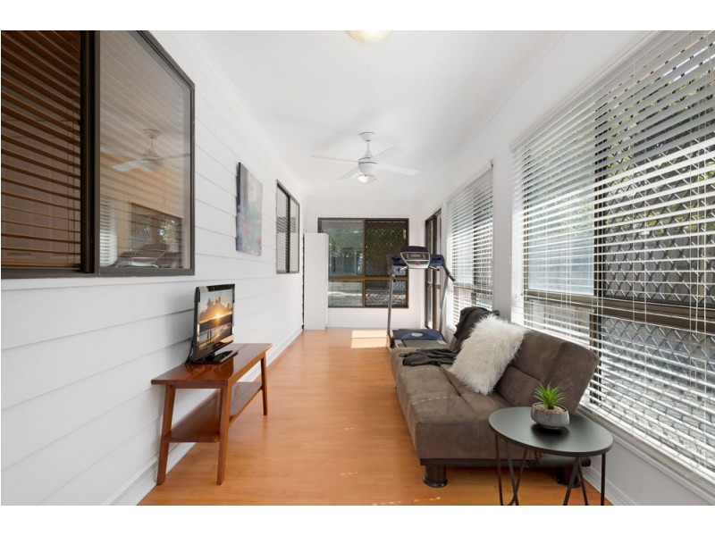 16 Lerose Avenue, Kallangur QLD 4503