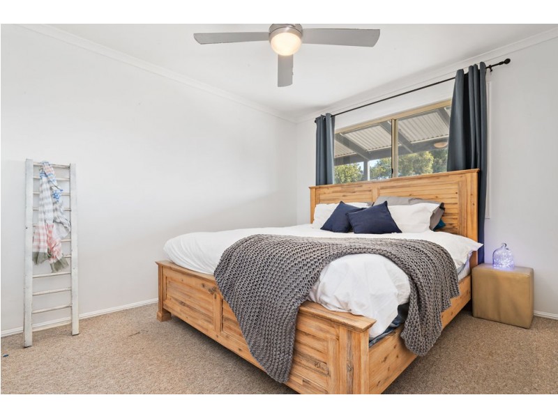 18 Wullun Place, Narangba QLD 4504