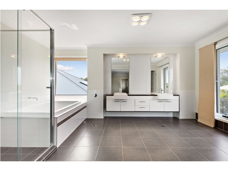 32 Echidna Parade, North Lakes QLD 4509