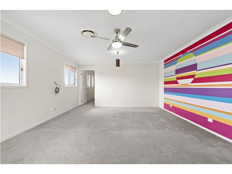 32 Echidna Parade, North Lakes QLD 4509