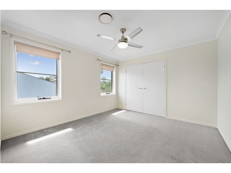 32 Echidna Parade, North Lakes QLD 4509