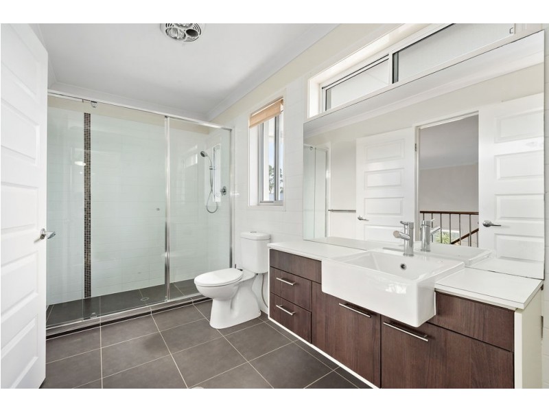 32 Echidna Parade, North Lakes QLD 4509