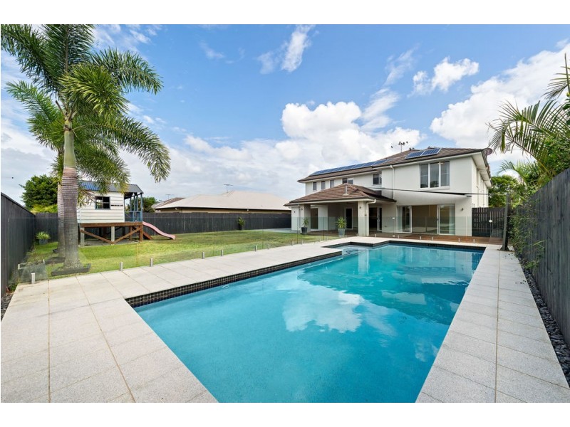 32 Echidna Parade, North Lakes QLD 4509