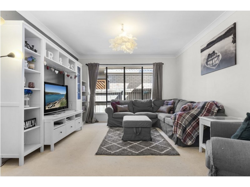 14 Whitfield Crescent, North Lakes QLD 4509