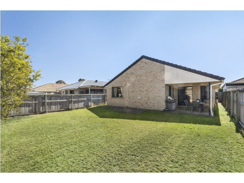 14 Whitfield Crescent, North Lakes QLD 4509