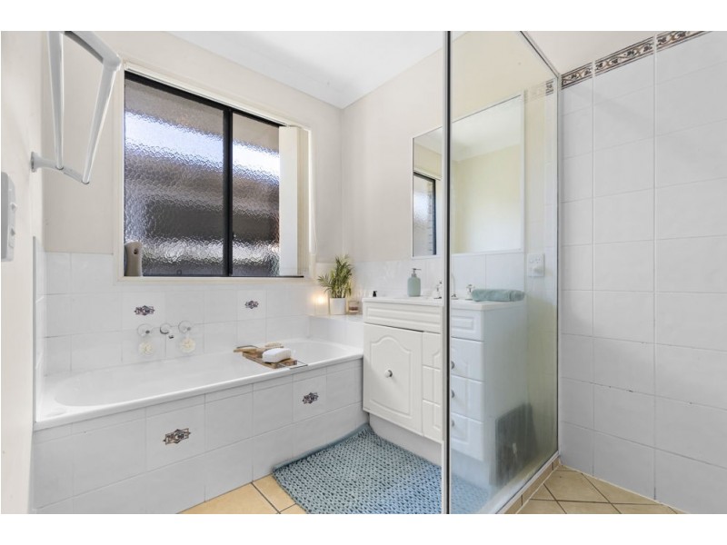 14 Whitfield Crescent, North Lakes QLD 4509