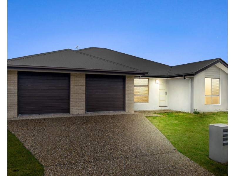 2/12 Cronin Street, Morayfield QLD 4506