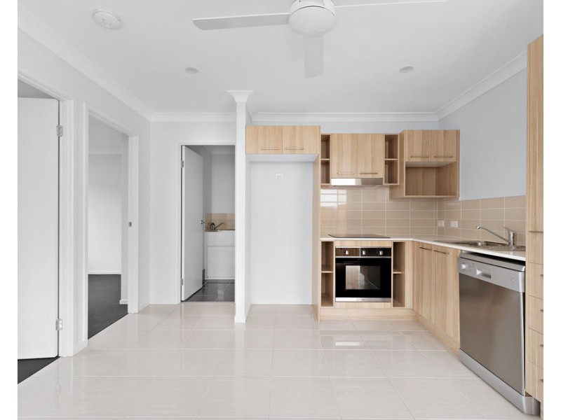 2/12 Cronin Street, Morayfield QLD 4506
