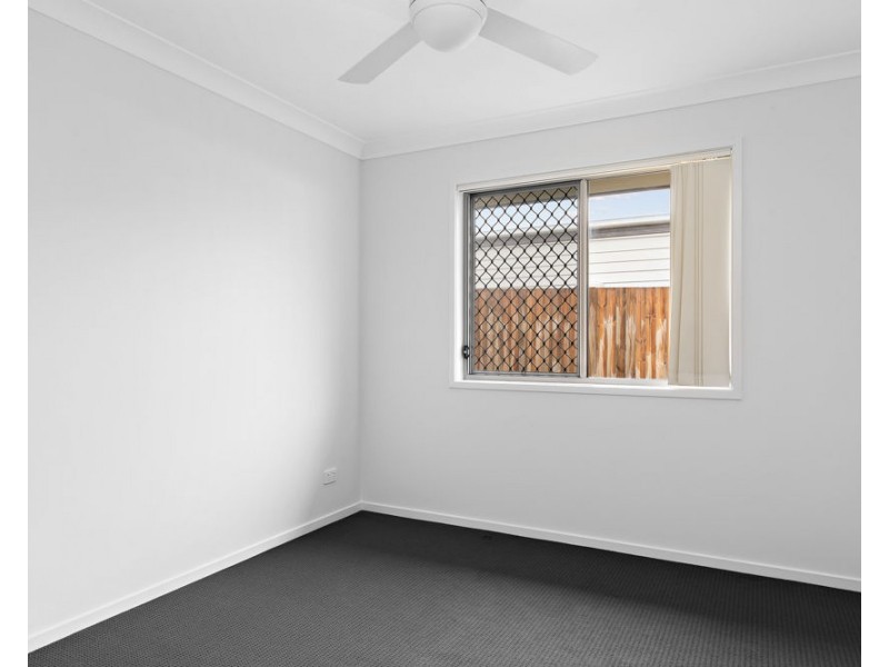 2/12 Cronin Street, Morayfield QLD 4506