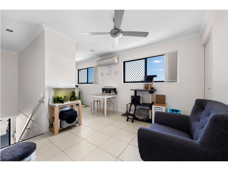 55 Braxlaw Crescent, Dakabin QLD 4503