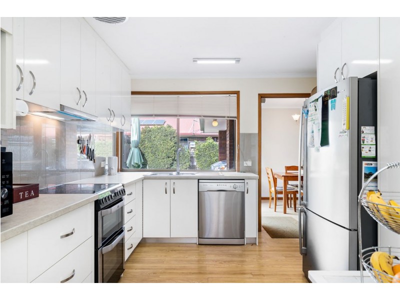 27 Purnell Street, Kallangur QLD 4503