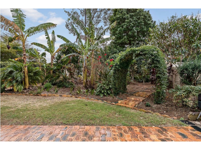 27 Purnell Street, Kallangur QLD 4503