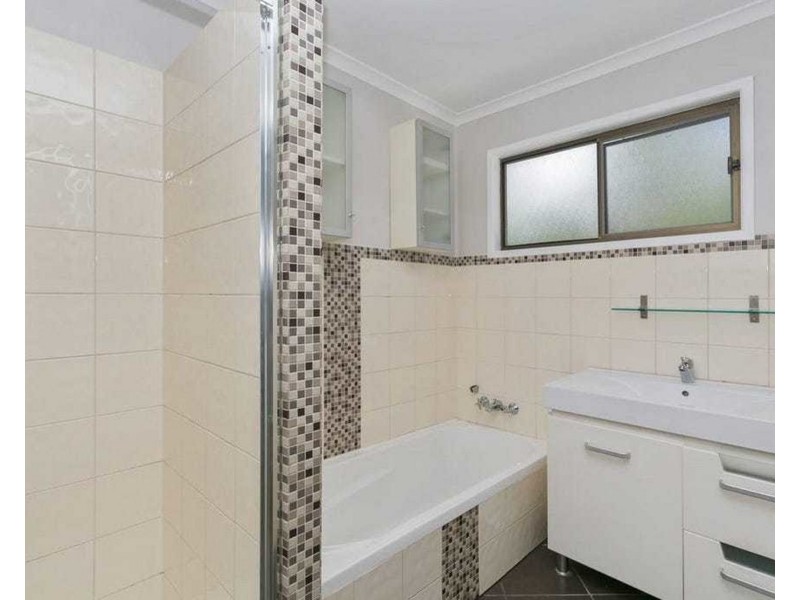 10 Janmarie Court, Kallangur QLD 4503