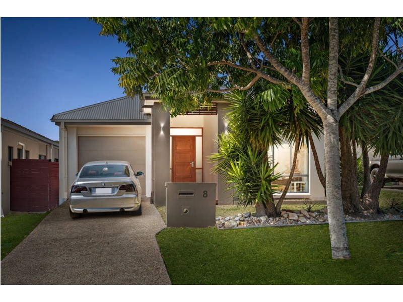 8 Glider Street, North Lakes QLD 4509