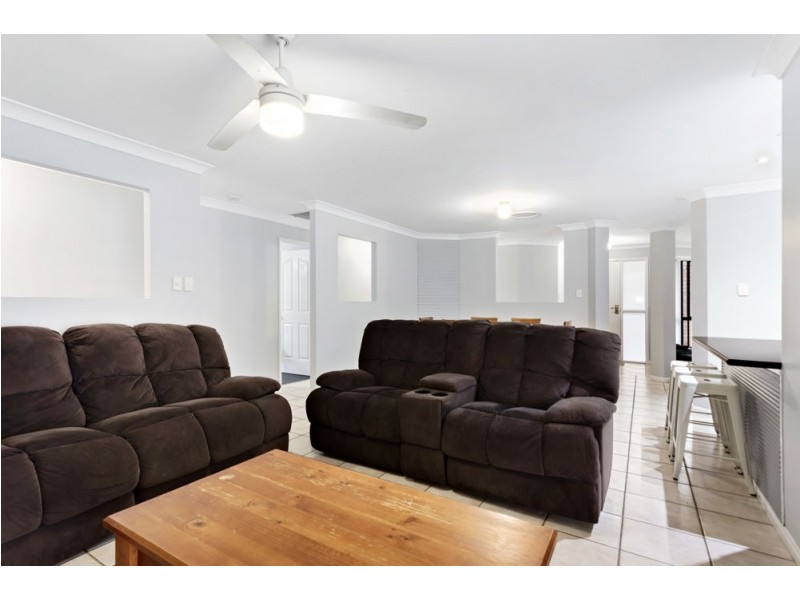 20 Cootamundra Crescent, Narangba QLD 4504