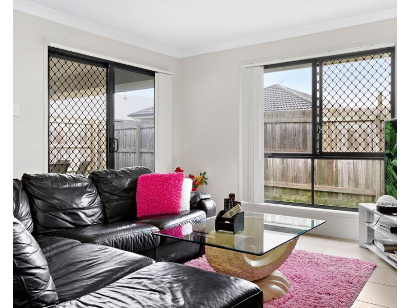 12 Daintree Circuit, North Lakes QLD 4509