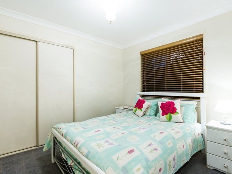 24 Raffindale Avenue, Dakabin QLD 4503