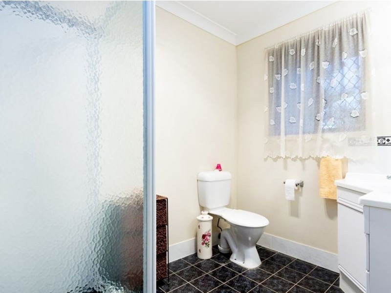 24 Raffindale Avenue, Dakabin QLD 4503