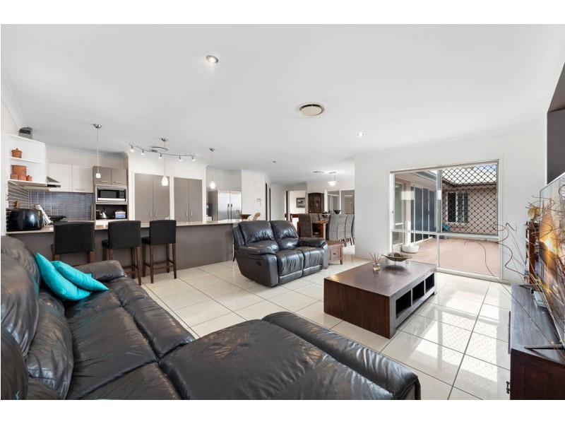 50 Blackall Road, Murrumba Downs QLD 4503