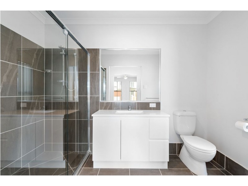 131 Morna Street, Newport QLD 4020