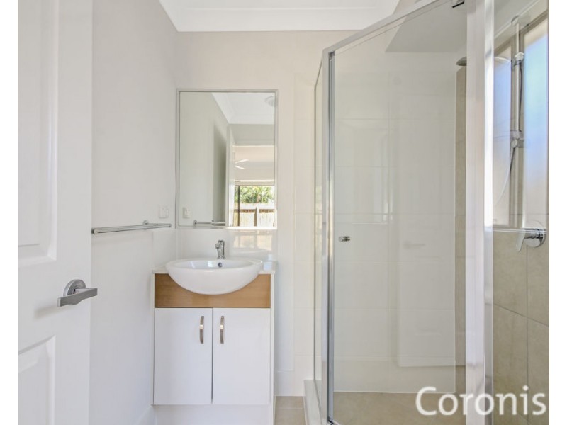 1/6 Sunseeker Street, Burpengary QLD 4505