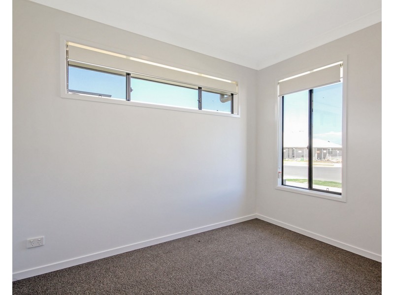 24 Coutts Drive, Burpengary QLD 4505