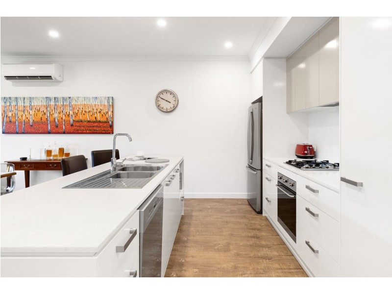 96/25 The Corso, North Lakes QLD 4509